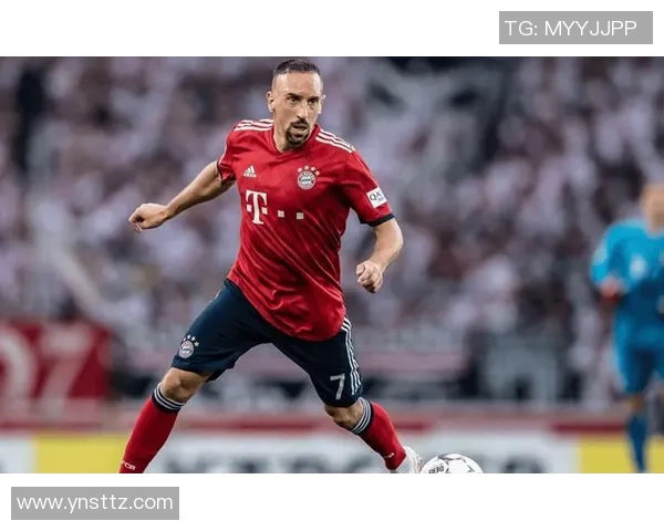 足球百年豪门传奇球星盘点及其在足坛的辉煌成就